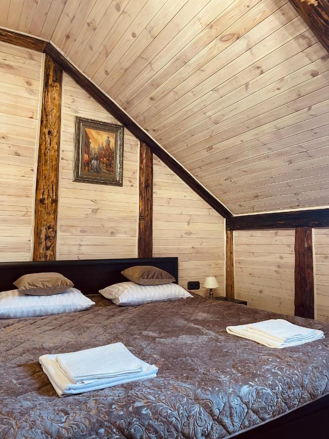 Готель Бережани Ngoại thất bức ảnh