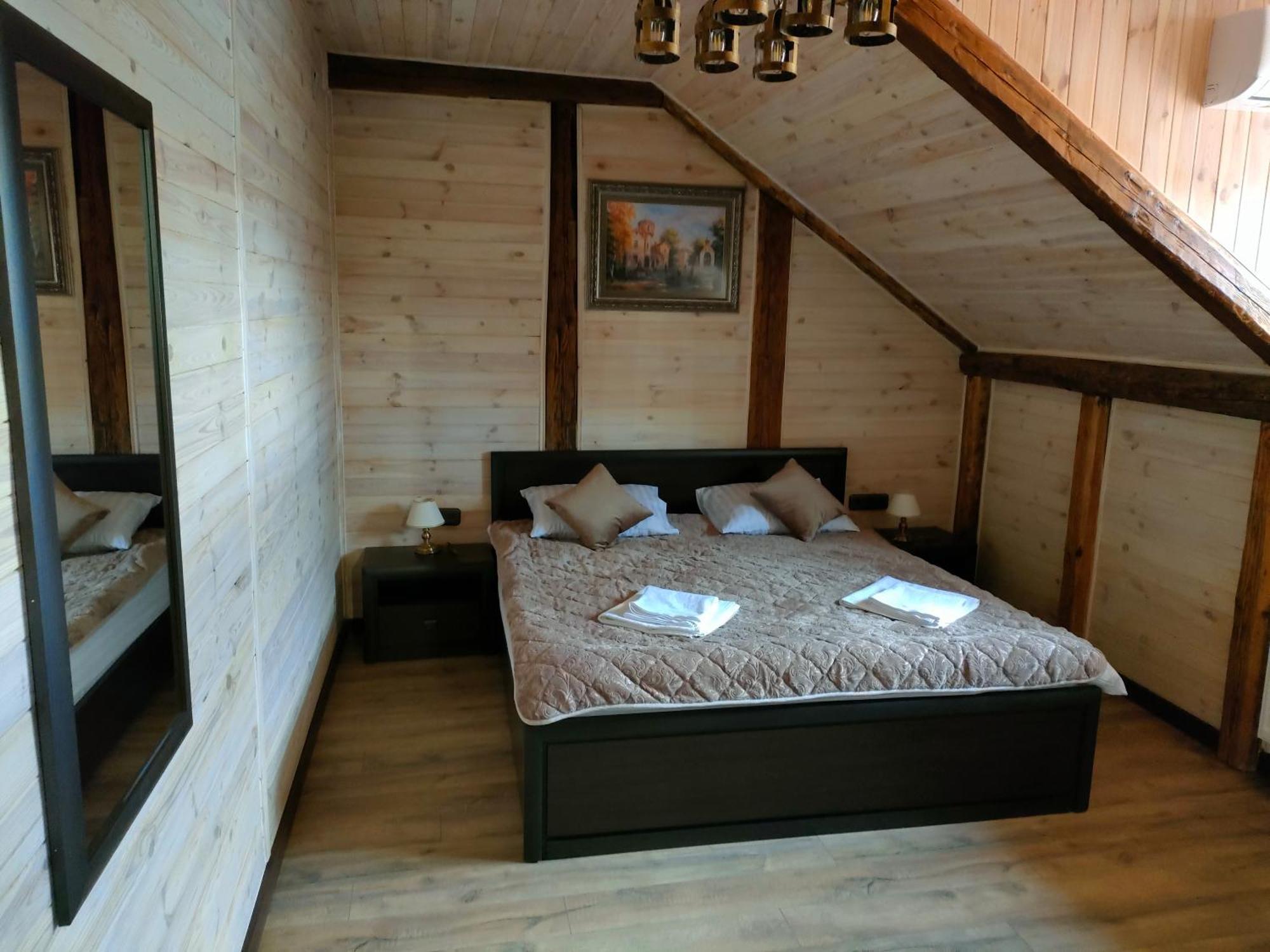 Готель Бережани Ngoại thất bức ảnh